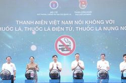 Hơn 1.000 bạn trẻ Đà Nẵng mít tinh lan tỏa thông điệp 'Vạch trần sự hấp dẫn giả tạo', kêu gọi 'nói không' với thuốc lá điện mới