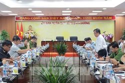 Bình Dương siết chặt quản lý kho bãi trong cao điểm chống buôn lậu