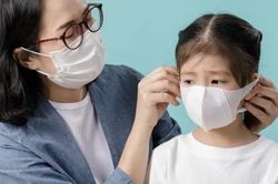 Người dân không nên chủ quan trước dịch COVID-19