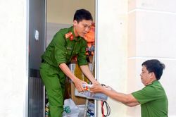Chuyện gì khó, có dân lo