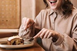 'Nạp' nhiều đồ ngọt có gây suy thận?