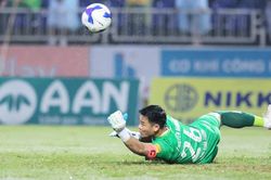 Thủ môn Nguyên Mạnh: 'Luôn sẵn sàng nếu có cơ hội ở đội tuyển Việt Nam'
