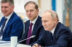 Ông Putin ca ngợi sự tăng trưởng kinh tế