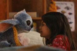 'Lilo & Stitch' live-action: Cú hit bất ngờ mùa hè 2025 của Disney