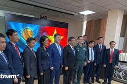 Bộ Quốc phòng Việt Nam-Kazakhstan tiếp tục hợp tác trên các lĩnh vực thế mạnh