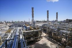 Kỳ vọng OPEC+ tăng sản lượng gây áp lực lên thị trường dầu