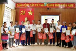 Địa phương đầu tiên của huyện Tân Uyên hoàn thành xóa nhà tạm, nhà dột nát