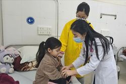 Tăng cường công tác phòng chống sốt xuất huyết, tay - chân - miệng và Covid-19