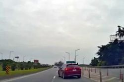 Tài xế lùi xe trên cao tốc Hà Nội – Thái Nguyên bị phạt 35 triệu đồng