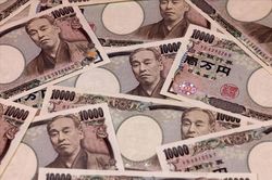 Tỷ giá Yên Nhật hôm nay 28/5/2025: Yên Nhật giảm đến từ sự sụt giảm mạnh của lợi suất trái phiếu chính phủ Nhật Bản kỳ hạn siêu dài