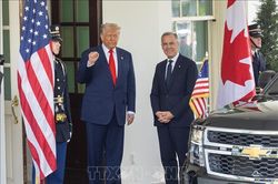 Tổng thống Trump nêu điều kiện để 'Vòm Vàng' bảo vệ miễn phí Canada