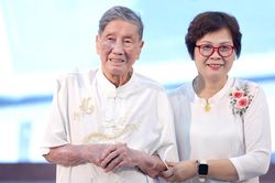 Trao giải thưởng Thiếu nhi Dế Mèn lần 6 - 2025: 'Tấn phong' Hiệp sĩ Dế Mèn cho nhạc sĩ đầu tiên