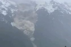 Video cho thấy ngôi làng Thụy Sĩ bị san phẳng do sông băng sụp đổ