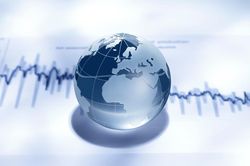 Tổng hợp kinh tế đêm 28/5 rạng sáng 29/5: Giá vàng tăng nhẹ nhờ căng thẳng Nga–Ukraine, nhưng đà phục hồi bị kìm hãm bởi triển vọng thương mại Mỹ–EU