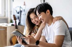 Tháo gỡ '4 nút thắt' những năm đầu hôn nhân