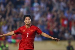 Công Phượng lại lên đội tuyển
