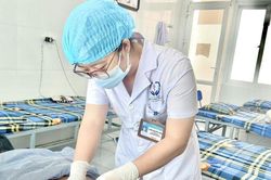 Tiêm huyệt vị phục hồi bệnh lý thần kinh cơ xương khớp