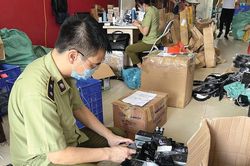 Cuộc chiến chống hàng giả, hàng nhái, thực phẩm chức năng 'bẩn': Không chỉ dừng ở những đợt cao điểm!