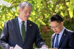 Đàm phán thuế quan Mỹ - Trung vấp 'đá tảng'