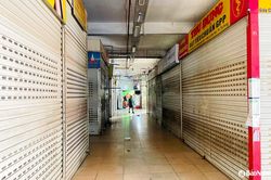 Nhiều ki ốt ở chợ Vinh bất ngờ đóng cửa