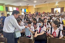 Đưa tiết đọc sách vào chương trình học: Gieo thói quen, gặt tương lai