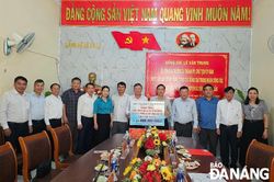 Chủ tịch Ủy ban MTTQ Việt Nam thành phố Lê Văn Trung thăm, làm việc tại xã Ea Lê, huyện Ea Súp (tỉnh Đắk Lắk)