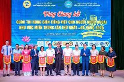 Sôi nổi cuộc thi hùng biện tiếng Việt cho người nước ngoài khu vực miền trung