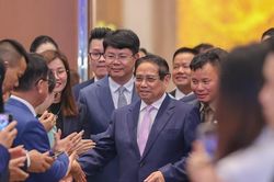 Thủ tướng chủ trì tọa đàm với hơn 1000 doanh nghiệp về phát triển kinh tế tư nhân