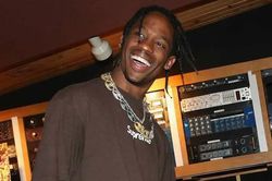 Ca khúc 'Sicko Mode' của Travis Scott ft. Drake: Chất kết dính đặc biệt của làng nhạc