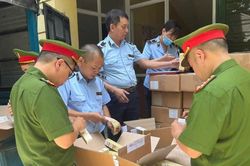 Hà Nội thu giữ hơn 5.000 mỹ phẩm 'trôi nổi' trị giá trên 2 tỷ đồng