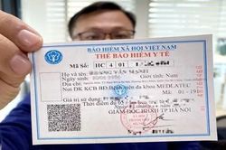 Dừng cấp thẻ bảo hiểm y tế giấy từ 1/6