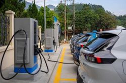 Cuộc đua của hạ tầng trạm sạc trên toàn cầu