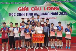 Huyện Phú Tân hạng nhất toàn đoàn Giải cầu lông học sinh tỉnh An Giang