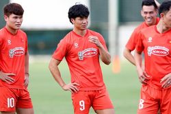 Công Phượng chia tay đội tuyển Việt Nam, HLV Kim Sang Sik thay bằng Quốc Việt