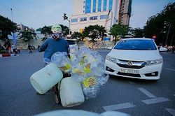 Giữa nắng hè, đón Ngày Môi trường Thế giới