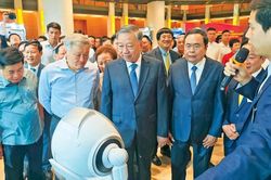 Đột phá để cất cánh: Kim chỉ nam thúc đẩy phát triển