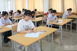 Thí sinh Quảng Ninh hoàn thành Kỳ thi tuyển sinh vào lớp 10 trung học phổ thông 2025-2026