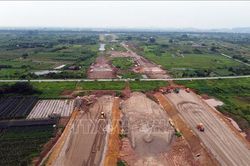Áp lực lớn khi giải ngân vốn đầu tư công của Hà Nội mới đạt 25%