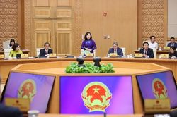 Khẩn trương triển khai chương trình đưa 1.000 bác sĩ về cơ sở