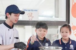Hà Nội hỗ trợ bữa ăn trưa cho học sinh tiểu học từ năm học tới