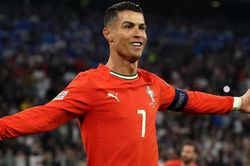 Ronaldo tỏa sáng giúp Bồ Đào Nha vào chung kết Nations League