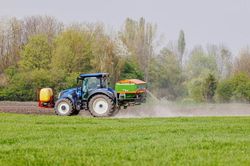 EU vẫn mua phân bón Nga: Lợi ích hay lệ thuộc?