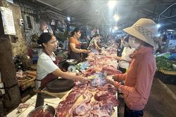 Người tiêu dùng thận trọng nhưng không quay lưng với thịt lợn