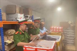 Liên tiếp phát hiện hàng hóa không rõ nguồn gốc