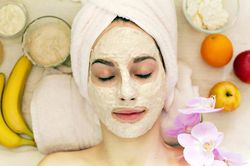 Tự làm 5 loại mặt nạ giúp sáng da ngày hè