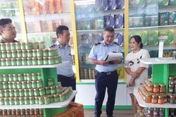 Tạm giữ trên 23 nghìn lọ yến chưng nghi không đạt chất lượng