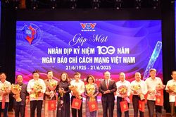 Tri ân các thế hệ nhà báo nhân dịp kỷ niệm 100 năm Ngày Báo chí Cách mạng Việt Nam