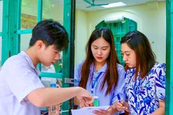 Hà Nội: Hơn 13.000 thí sinh bắt đầu tranh suất vào 4 trường chuyên