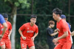 Tuyển Việt Nam tìm lời giải cho bài toán thiếu Việt Anh và Thanh Bình trước trận gặp Malaysia
