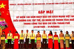 Hải Phòng: Khen thưởng tập thể, cá nhân có thành tích xuất sắc trong công tác báo chí